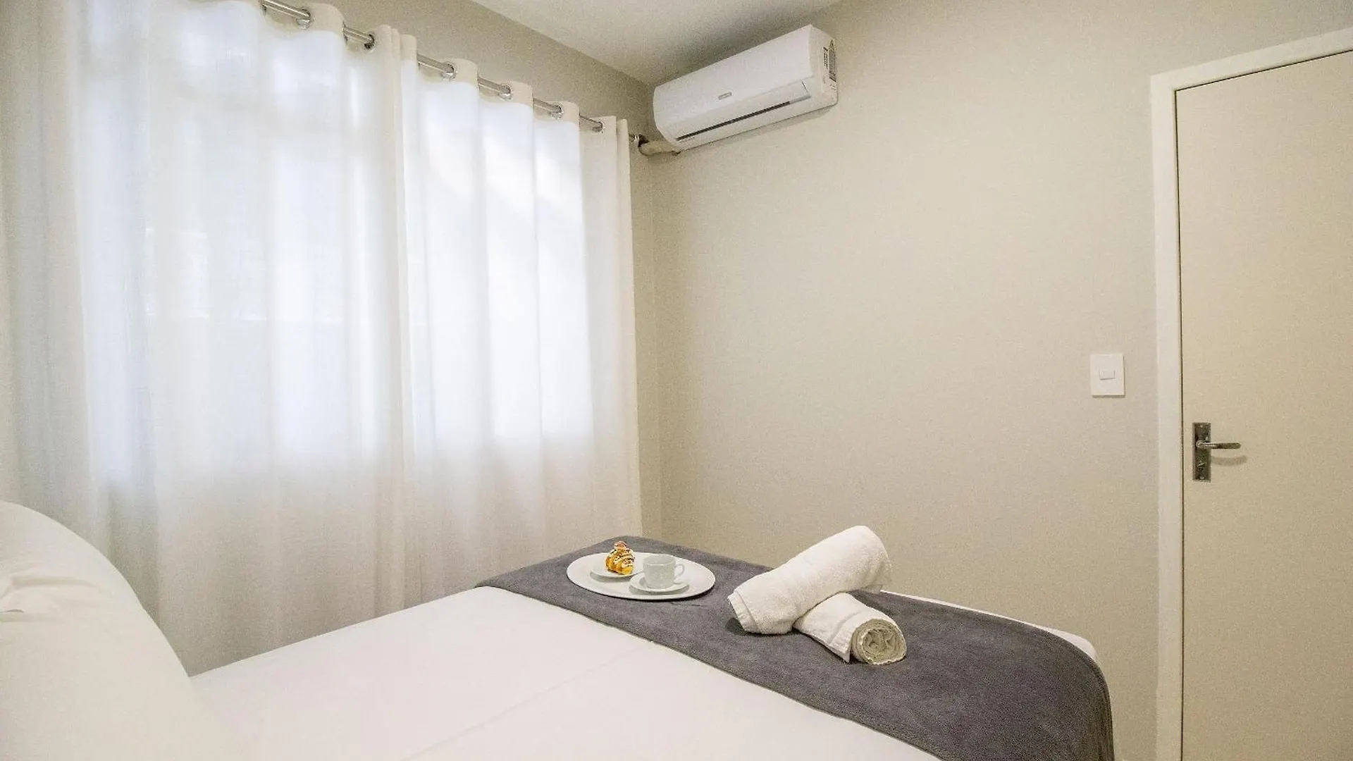 Joa23 - 1 Dorm, Climatizado, Garagem, Tv Smart Daire Balneario Camboriu