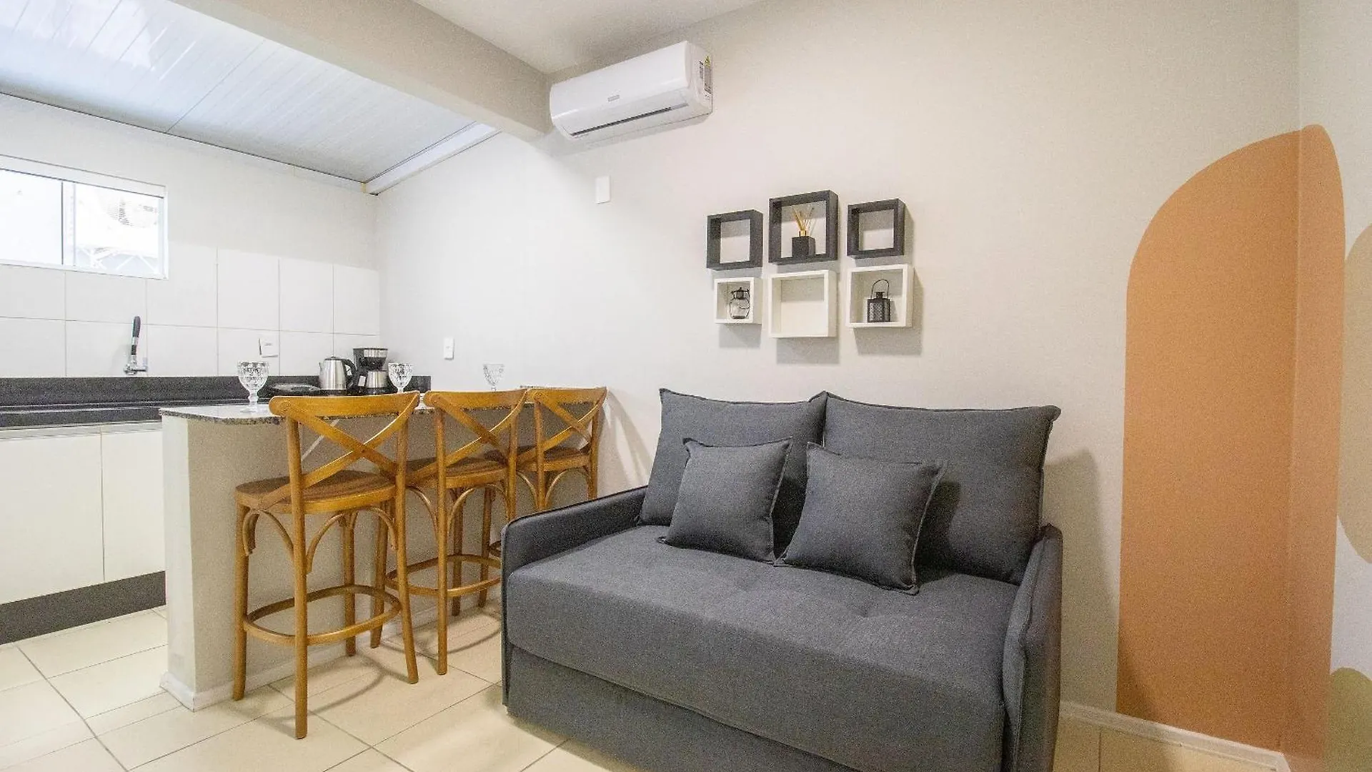 Joa23 - 1 Dorm, Climatizado, Garagem, Tv Smart Daire Balneario Camboriu 0*,  Brezilya